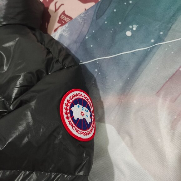 Canada Goose W Cypress Cropped Puffer - Picture 2 of 11